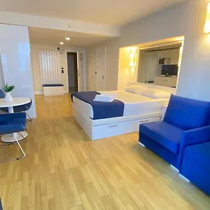 Orbi Lux 5* شقة باتومي