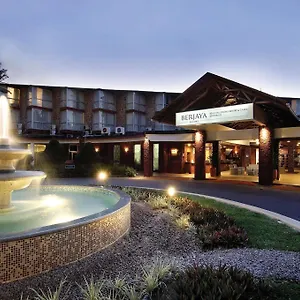 Berjaya Beau Vallon Bay & Casino Semesteranläggning (resort) Beau Vallon (Mahe)